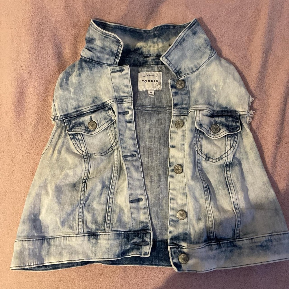 Torrid Kids Light Wash Jean Jacket
